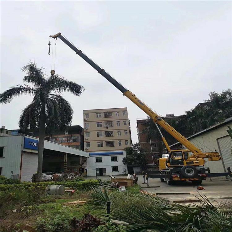 白玉12吨吊车出租一天的收费标准是什么