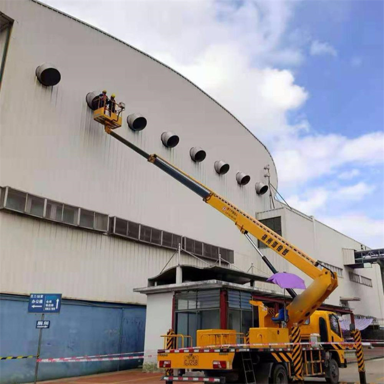 白玉高空作业车出租服务：专业广告牌安装解决方案