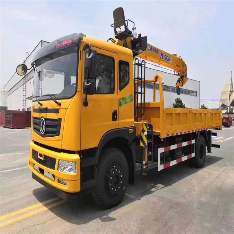 白玉附近找一辆随车吊出租